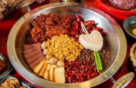 谭鸭血老火锅加盟_谭鸭血火锅官网