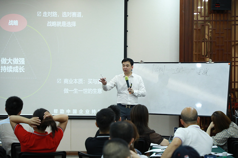 华商照-7.jpg 华商照-7.jpg